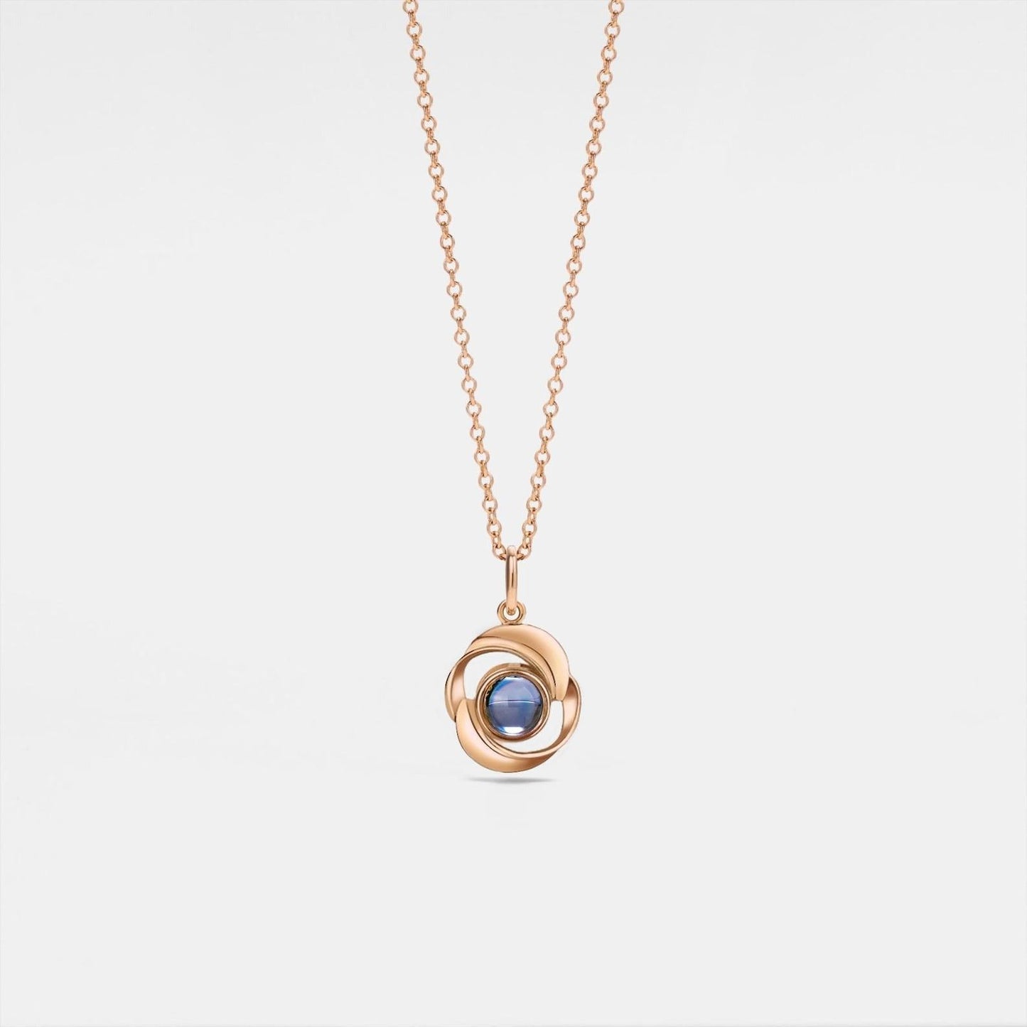 Rose Projection Pendant - Haye Nii