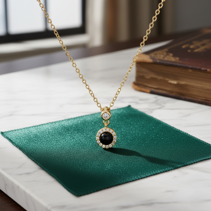 Single Stone Round Projection Pendant | Custom Hidden Photo Projection Jewelry