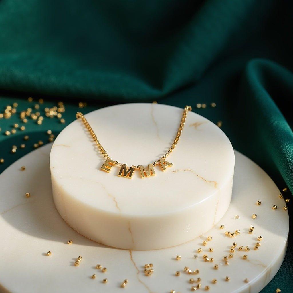 Lettre - Minimalist Look Letter Necklace - Haye Nii