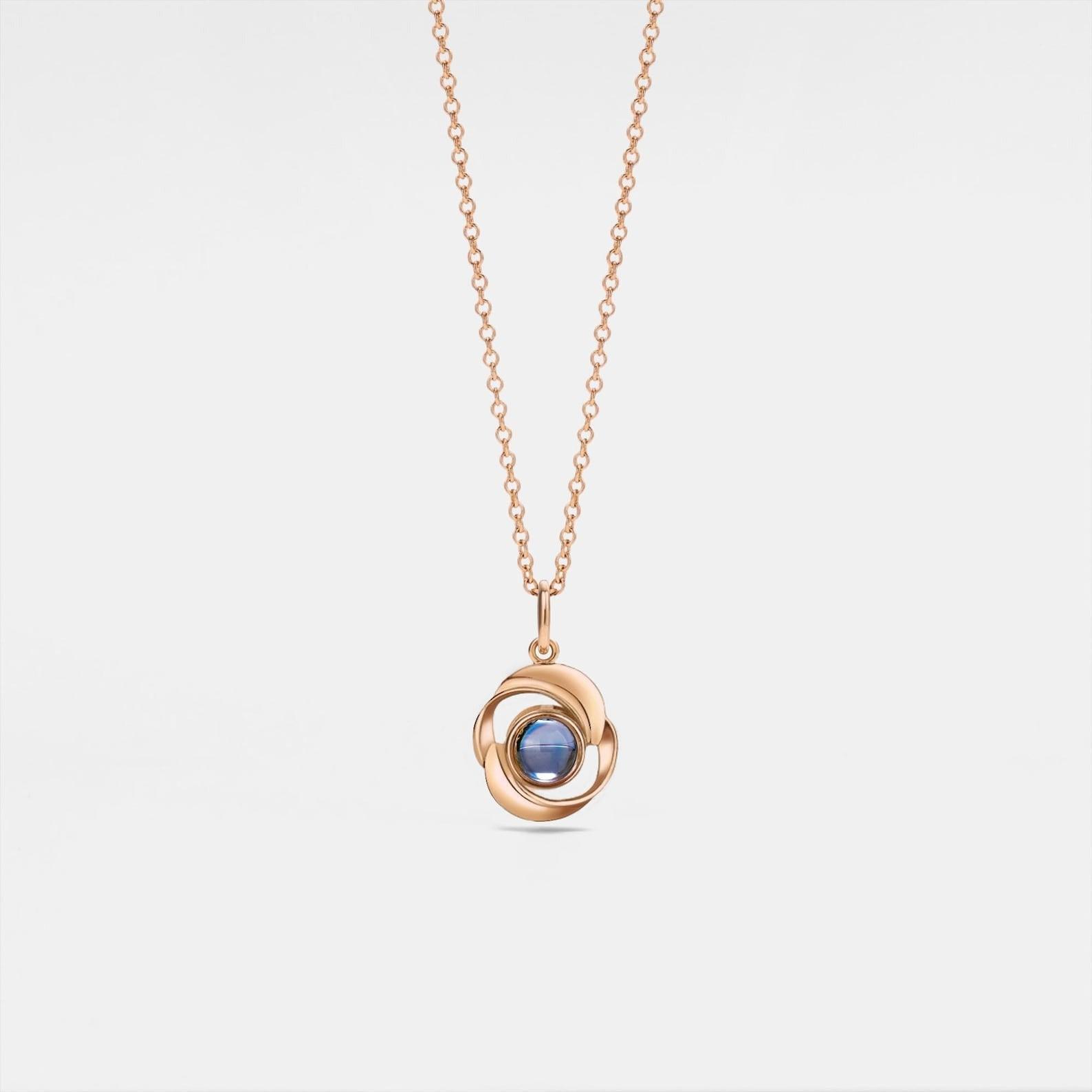 Rose Projection Pendant - Haye Nii